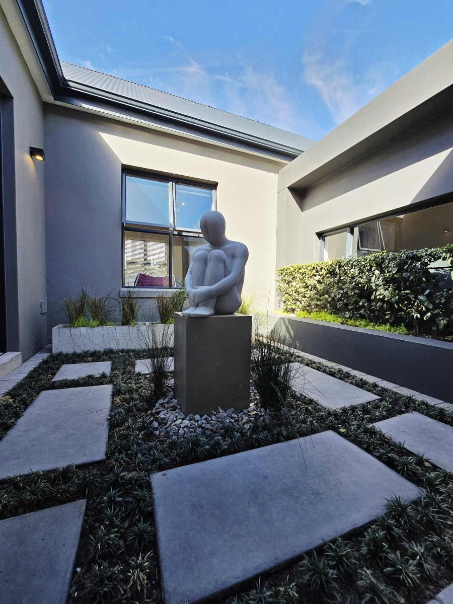 4 Bedroom Property for Sale in Kingswood Golf Estate Western Cape